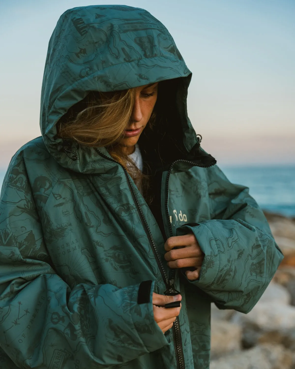 All Weather Sherpa Changing Robe - Wilderness Green Map of Dreams