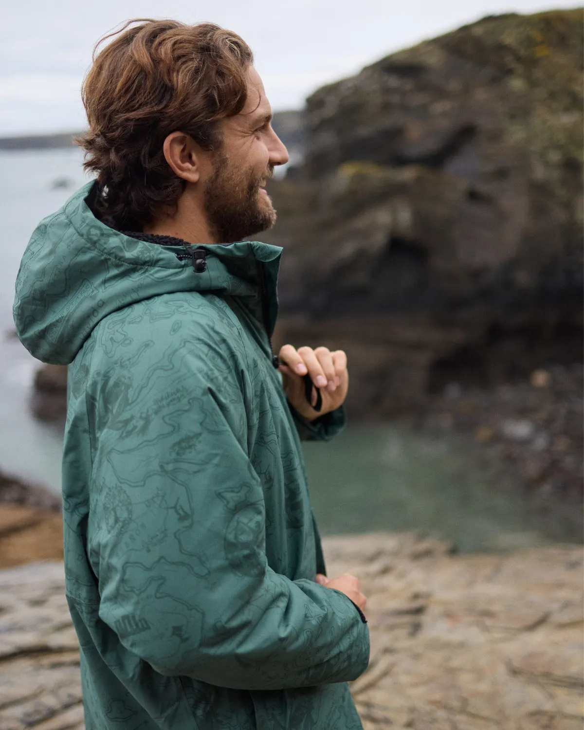 All Weather Sherpa Changing Robe - Wilderness Green Map of Dreams