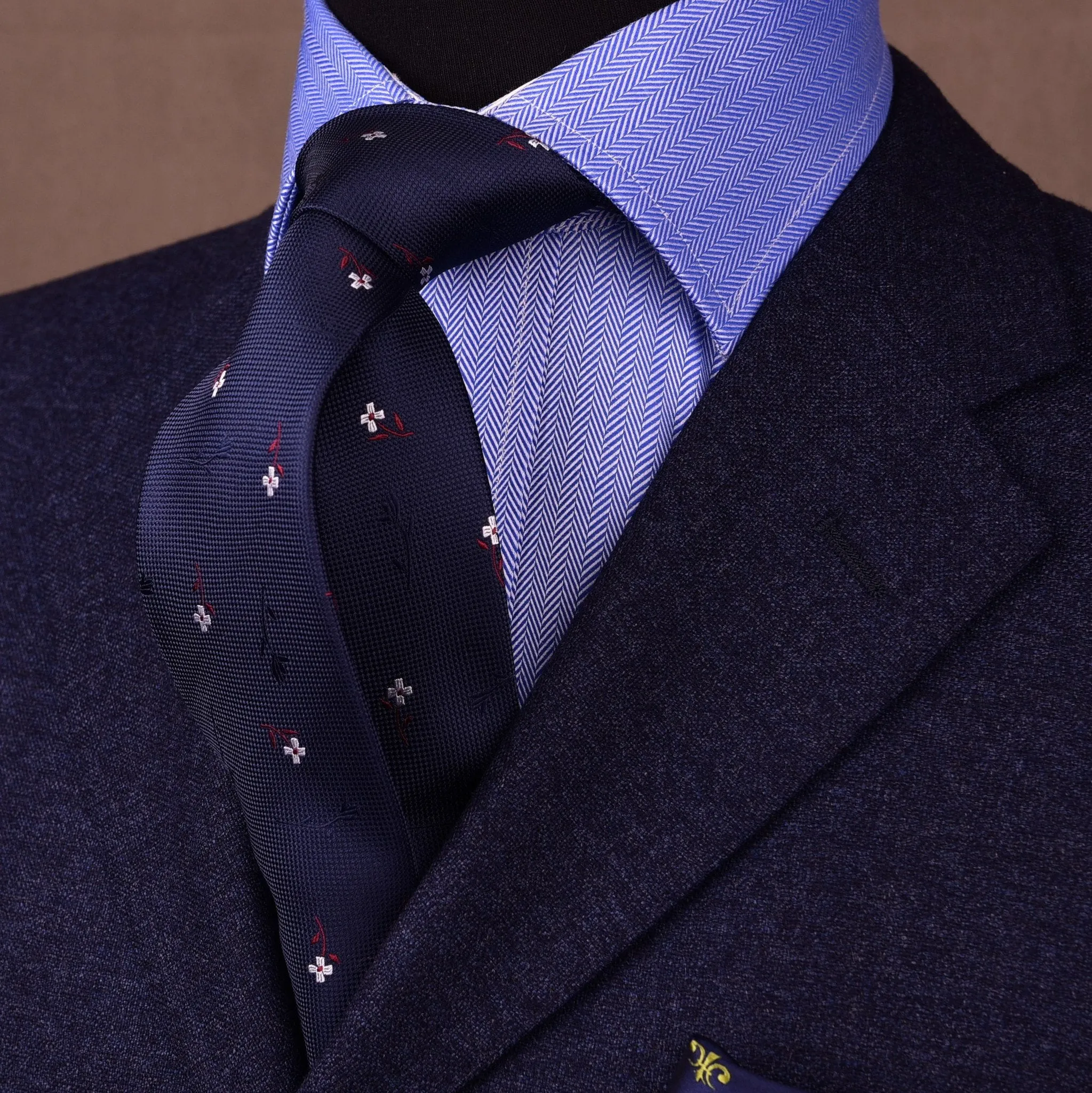 Blue Daisy & Roses Floral Designer Skinny Woven Tie 3"