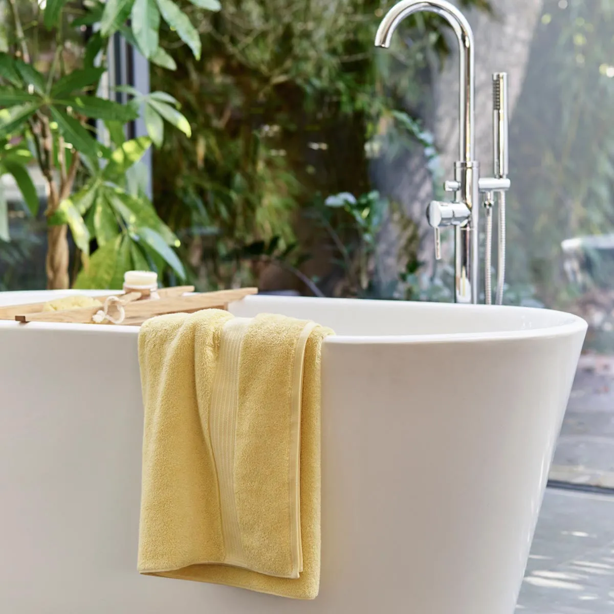 Christy Supreme Hygro® Primrose Towel
