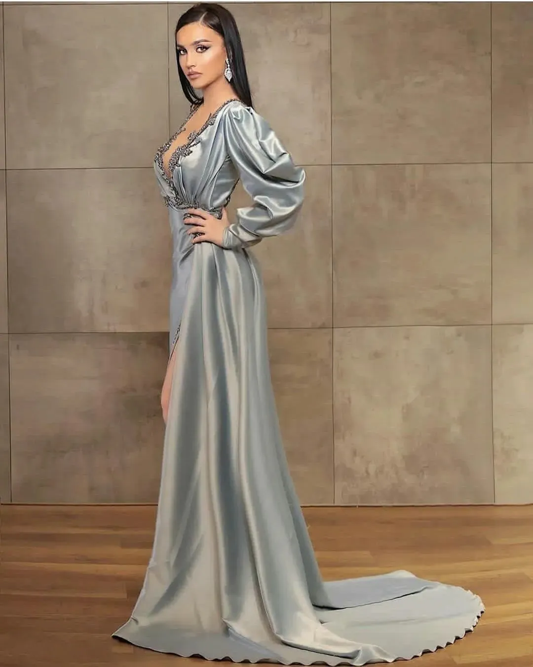 Evening Dresses Wear Silver Mermaid Long Sleeves Illusion Crystal Beading High Side Split Floor Length Party Dress Prom Gowns Open Back Robes De