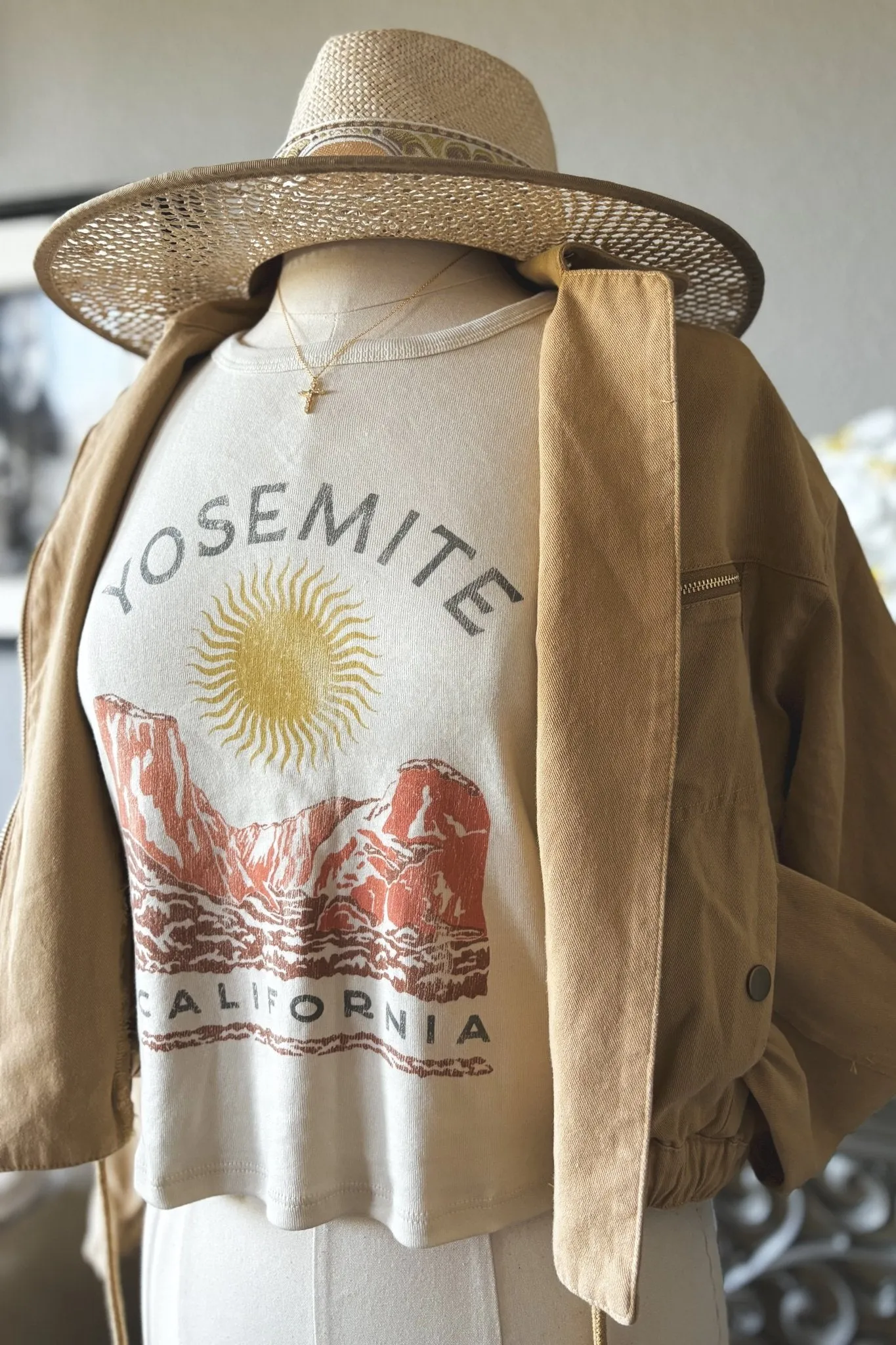 Girl Dangerous | Women's Yosemite California Baby Tee | Light Beige