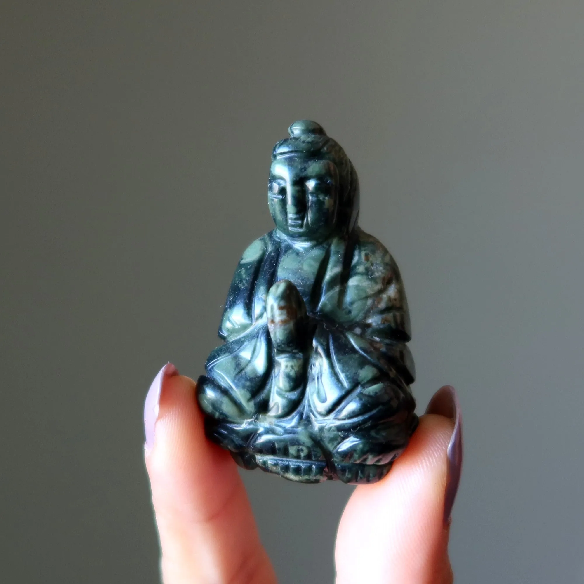 Green Jasper Buddha Praying for Peace