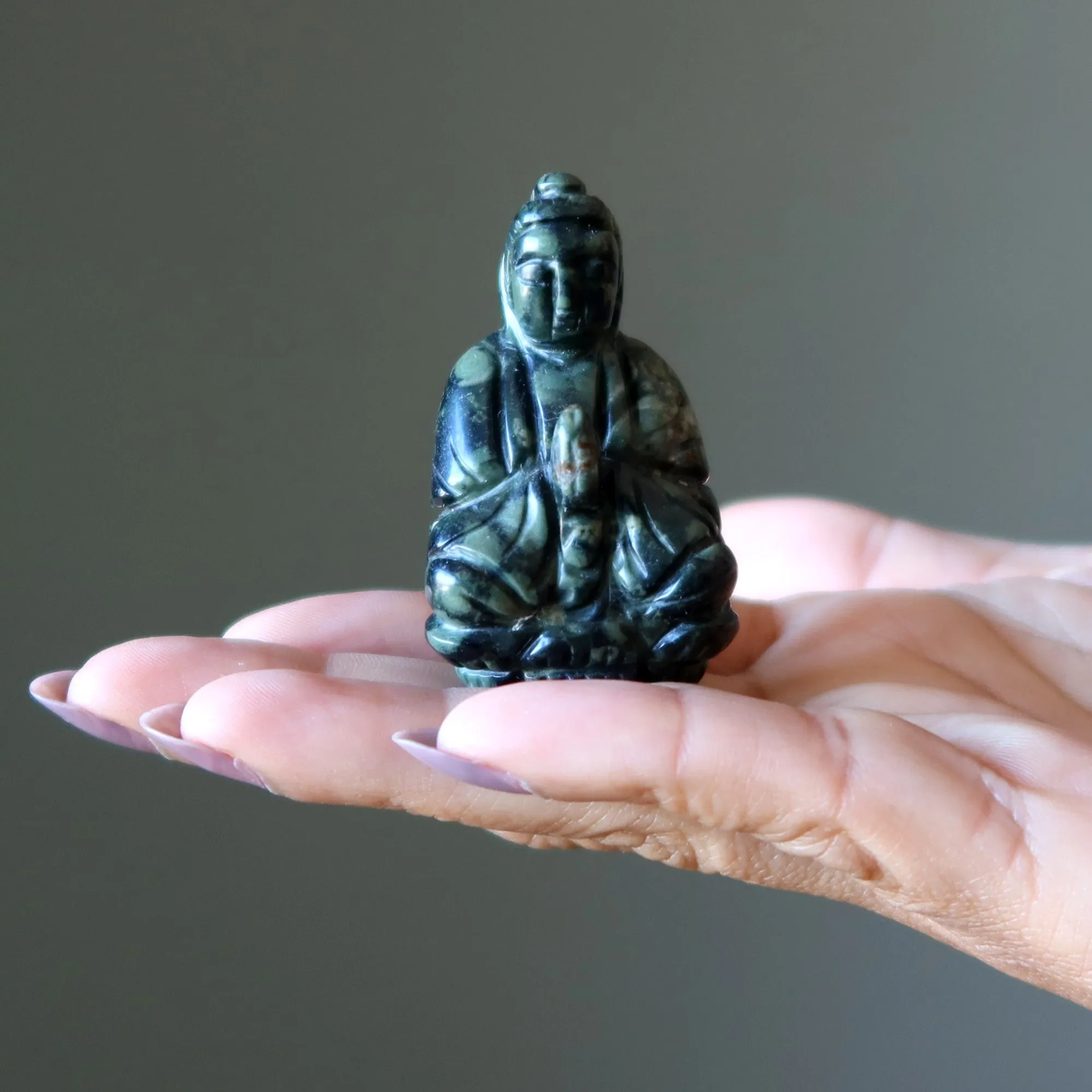 Green Jasper Buddha Praying for Peace
