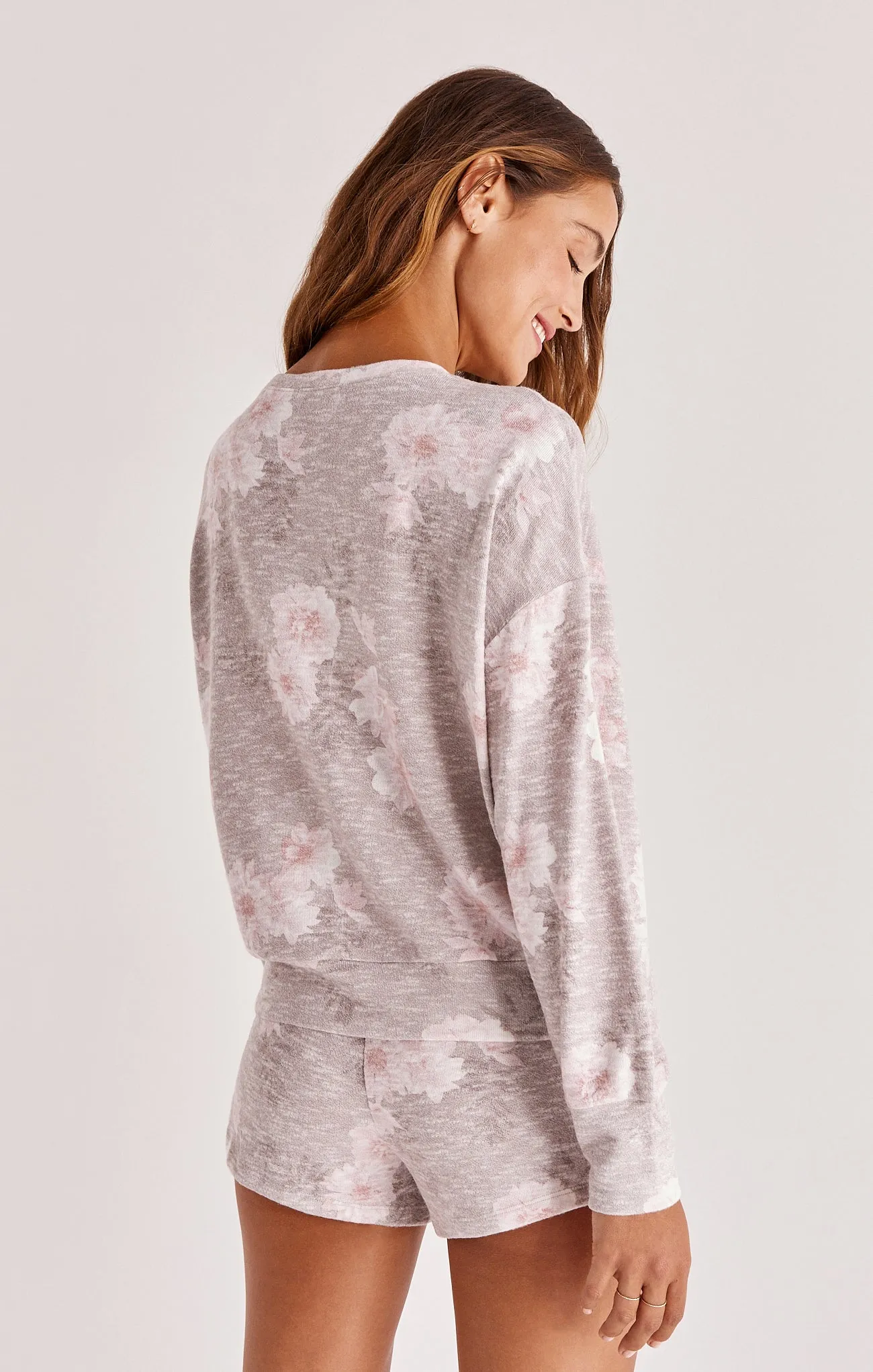 IZZIE FLORAL LONG SLEEVE TOP