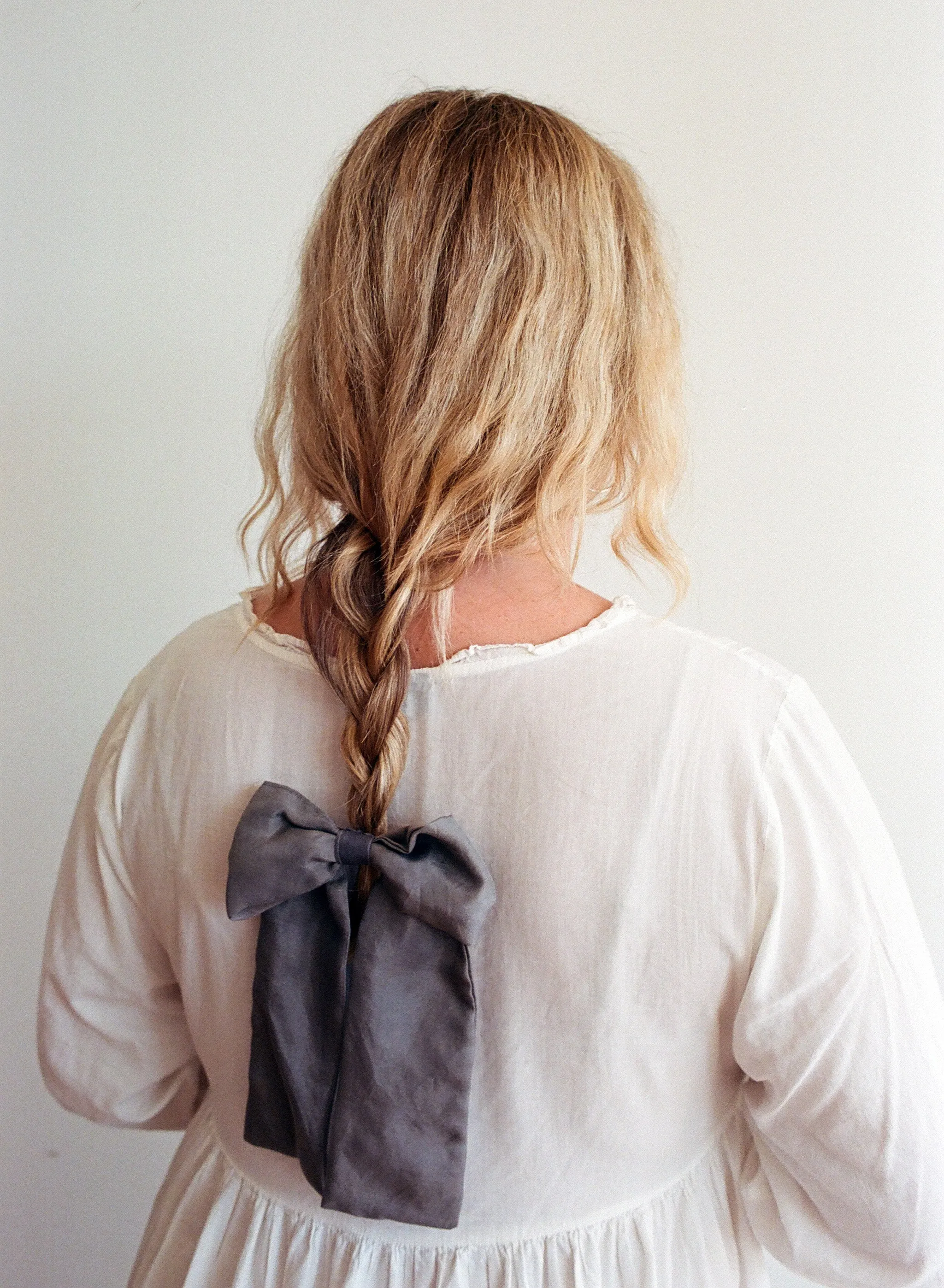 Large Charcoal Silk Plant Dyed Hair Bow