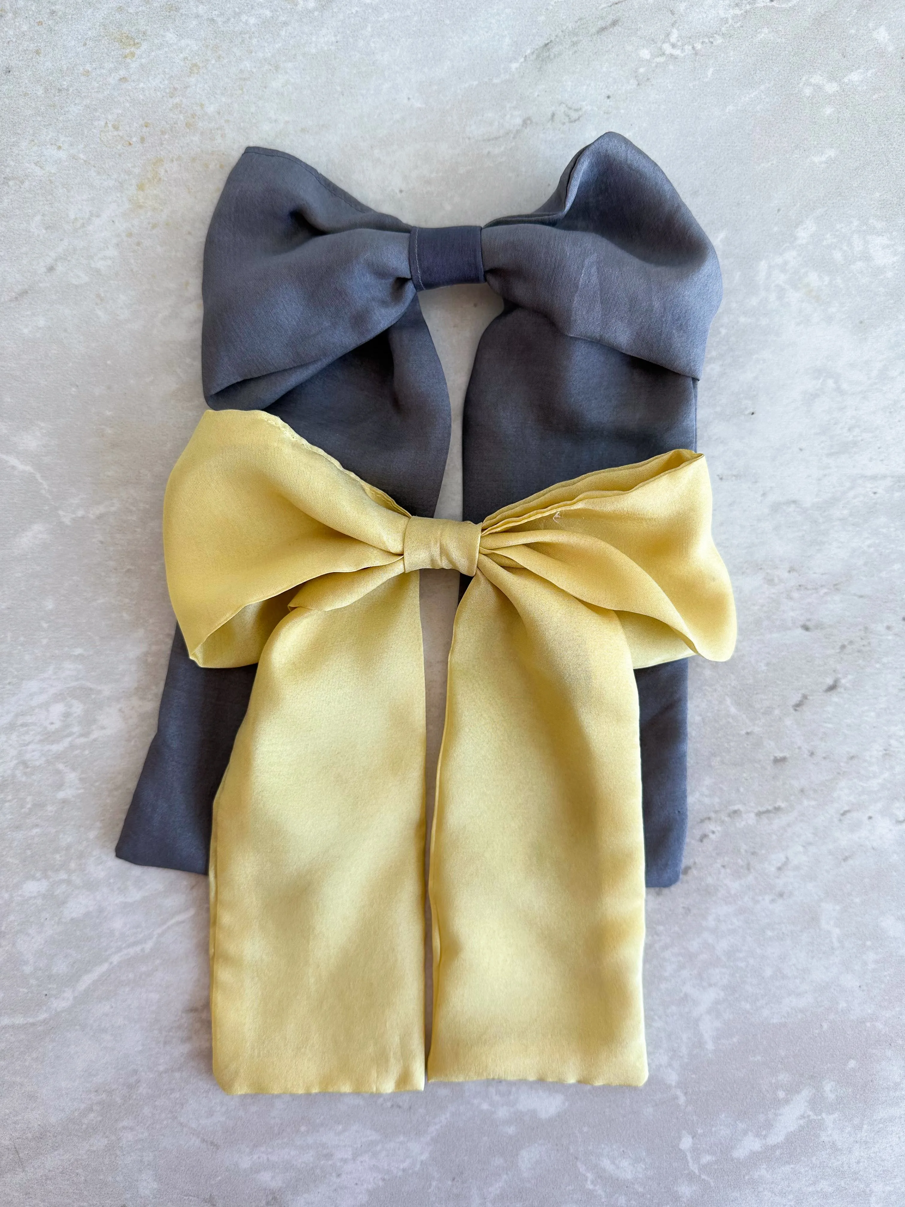 Large Charcoal Silk Plant Dyed Hair Bow