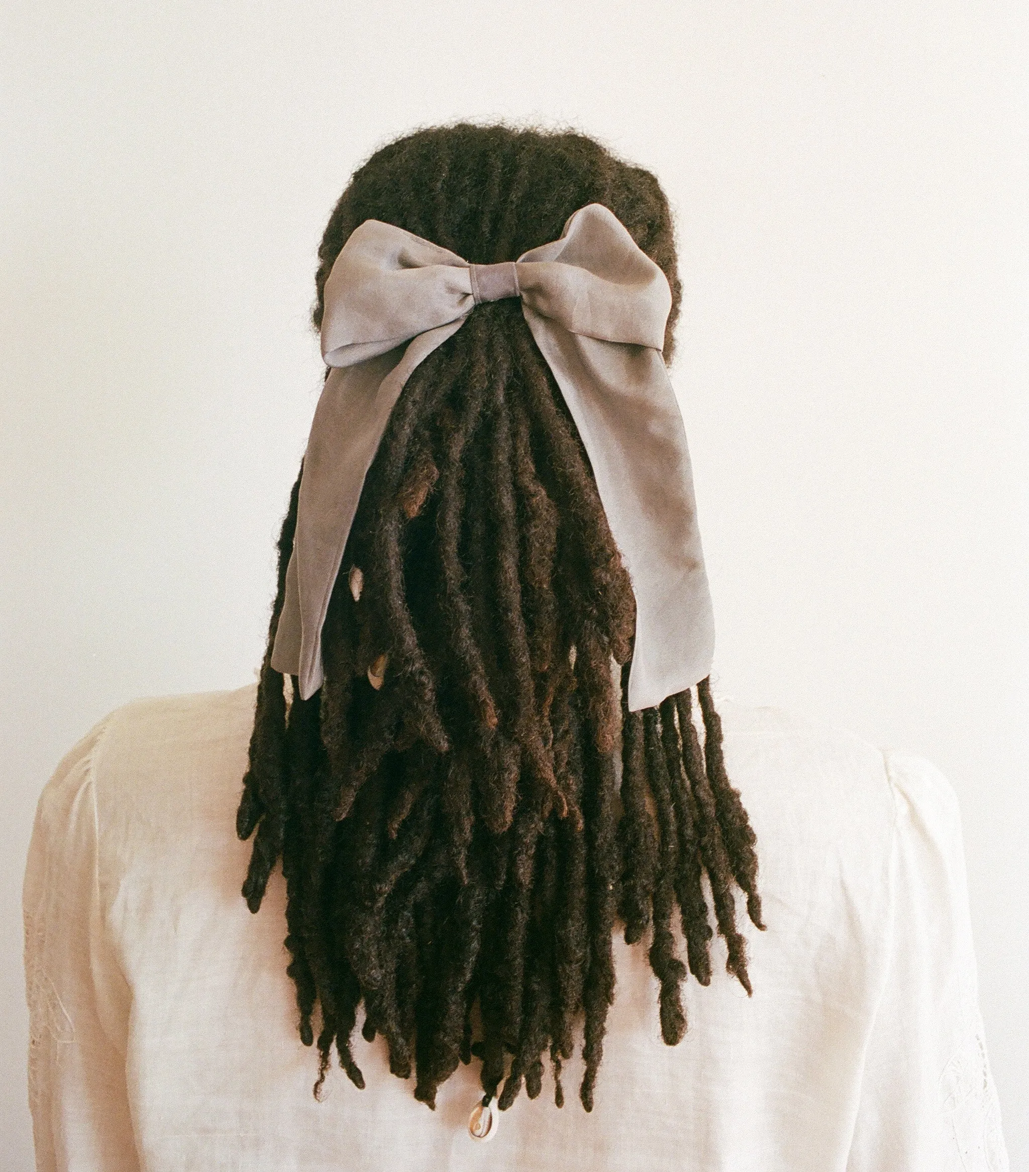 Large Charcoal Silk Plant Dyed Hair Bow
