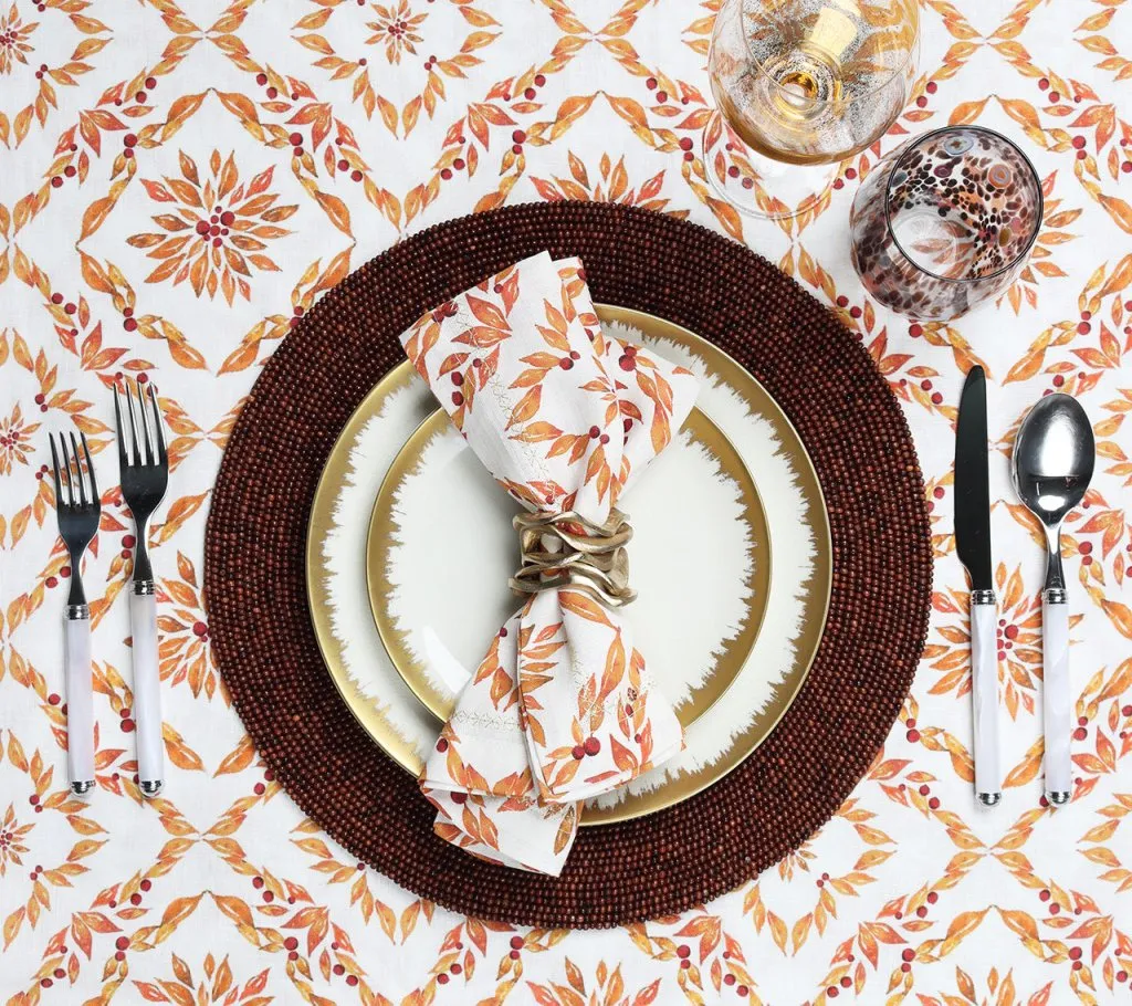 Laurel Napkin in White & Brown, Set of 4