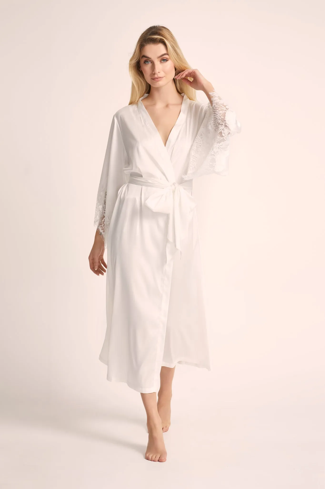 Margo Long Lace Robe - White
