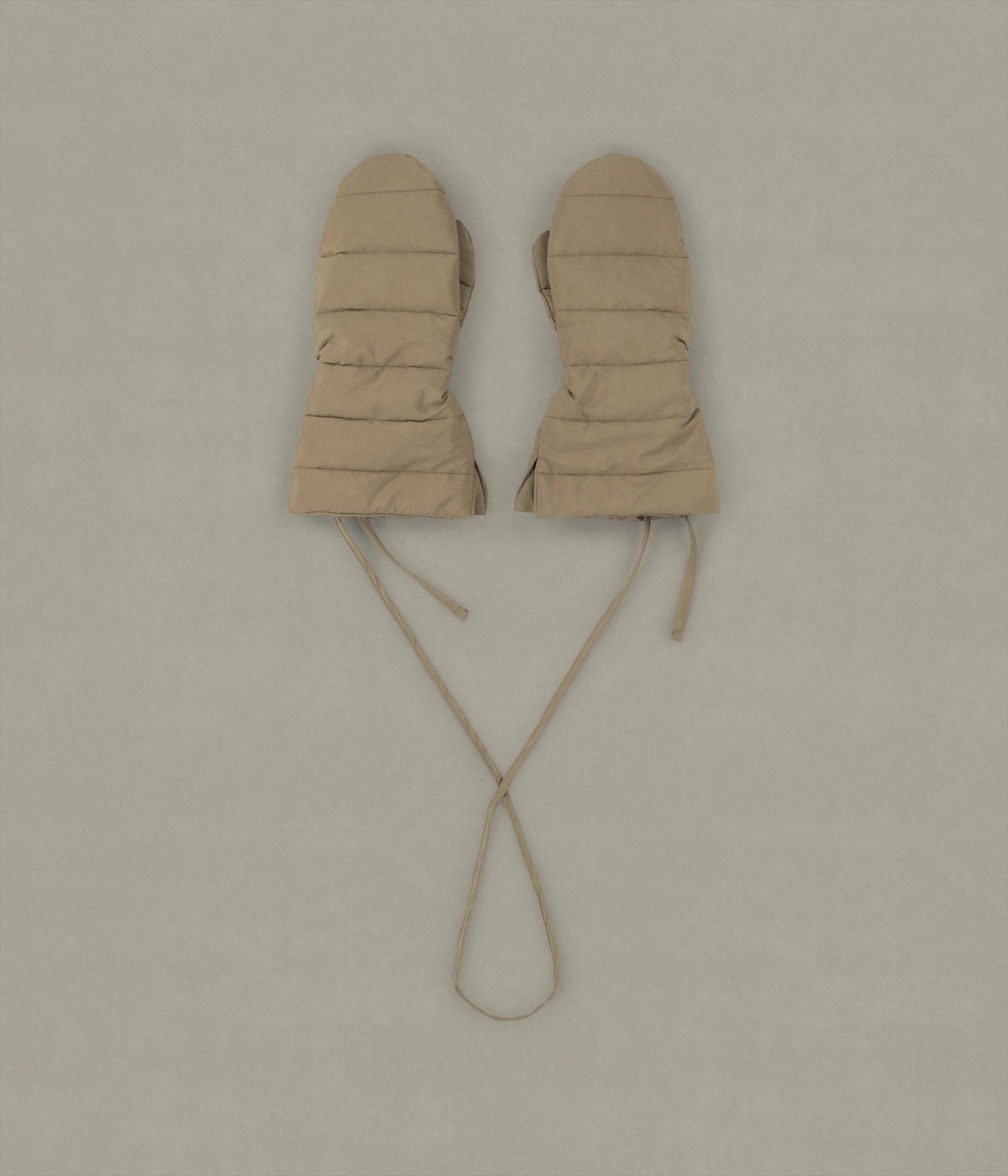 Mittens, Beige