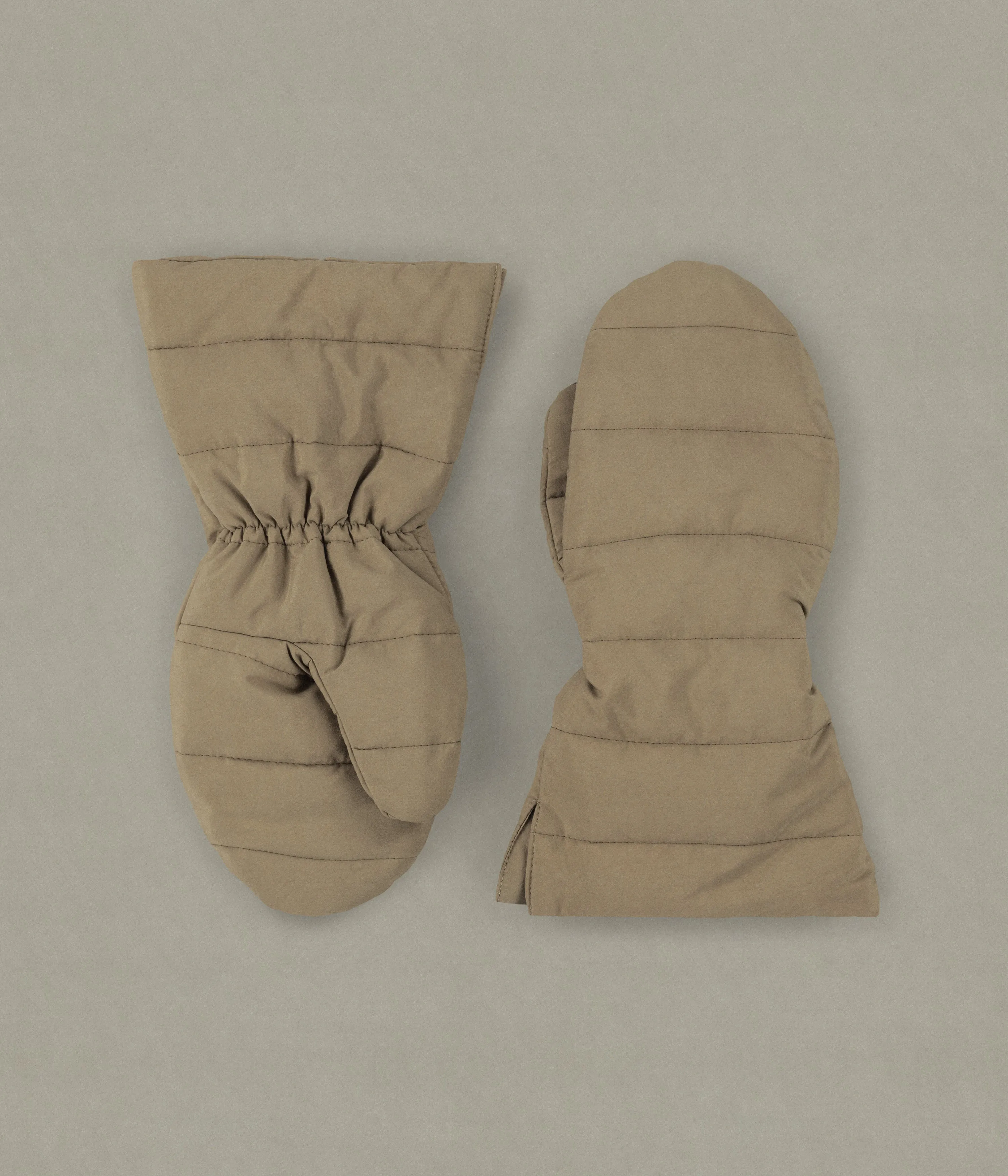 Mittens, Beige