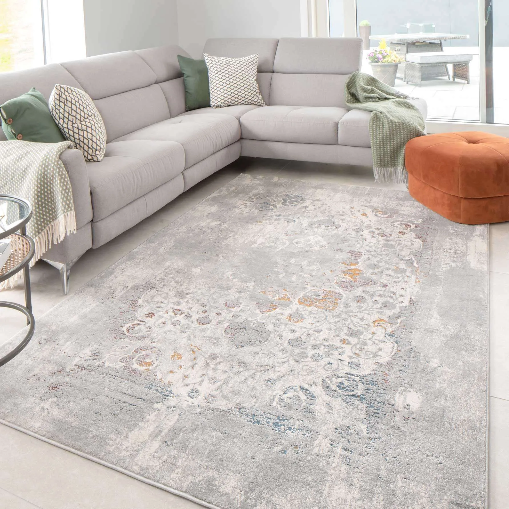 Ornate Soft Grey Distressed Medallion Living Room Rug - Meredith