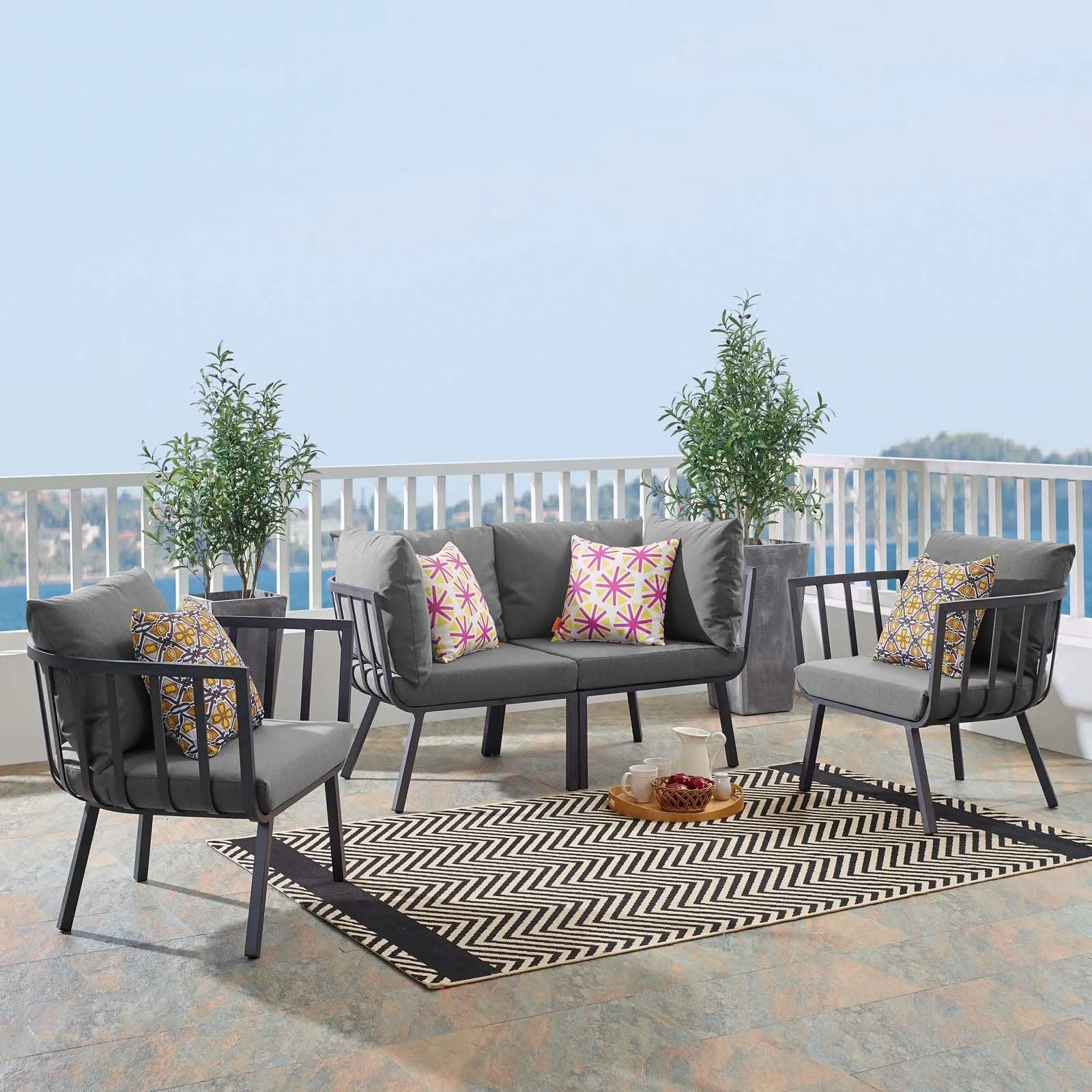 Riverside Outdoor Patio Set