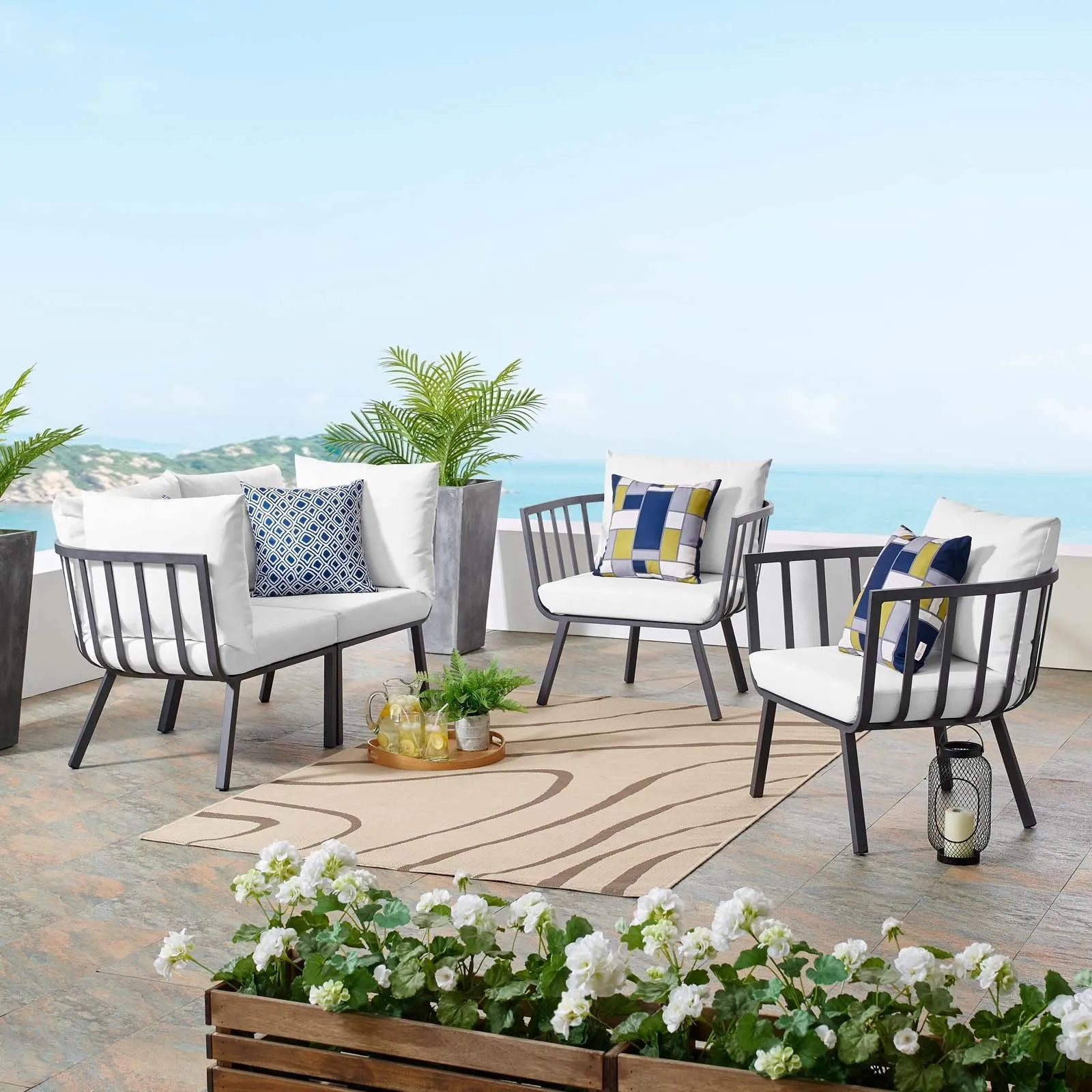 Riverside Outdoor Patio Set