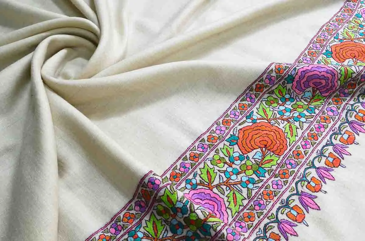white P.mashi shawl -4905